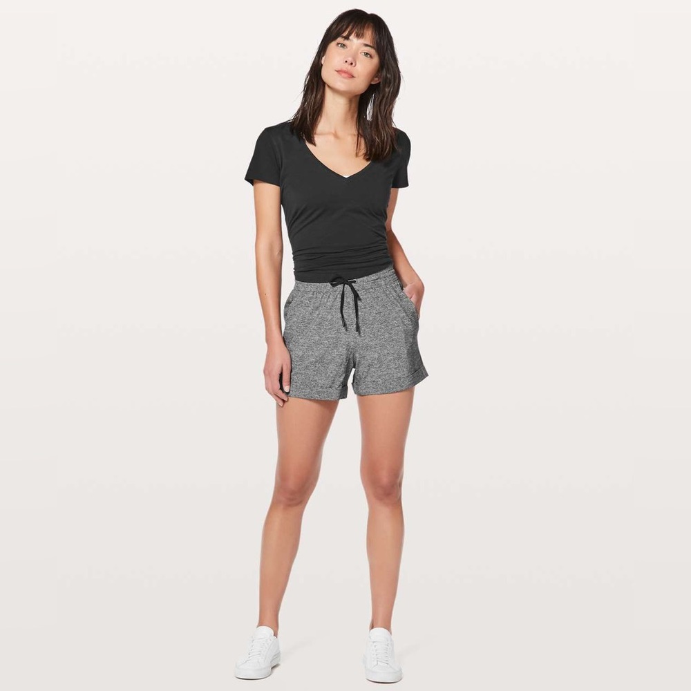 Lululemon Spring Break Away Short *4-way Stretch 3"